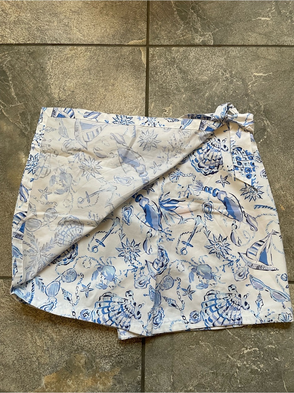 Lilly Pulitzer Blue & White Nautical Print Wrap Skort - Picture 2 of 8